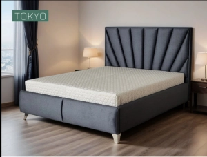 Tokyo franciaágy - 10 